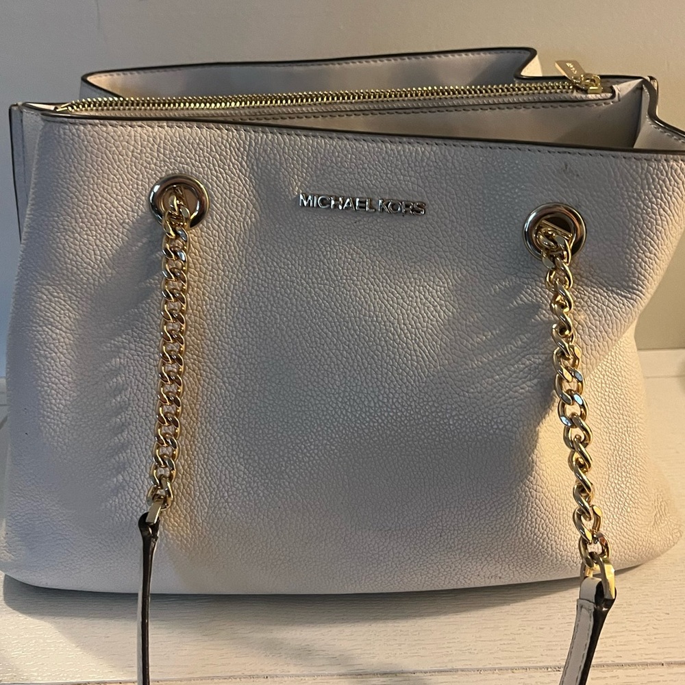 Michael Kors Medium Shoulder Bag